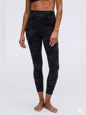 LULULEMON ALIGN HIGH RISE PANT 25”- IN BLACK CAMO- EUC!